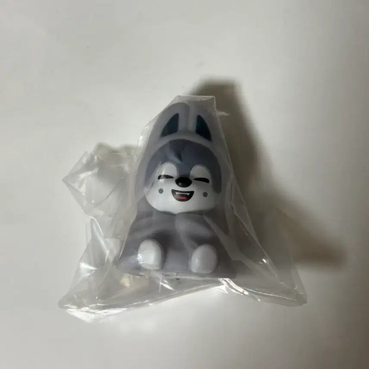 [BUNJANG] Stray Kids SKZOO Wolf Chan Mood Light Gacha / 스키즈 스키주 울프찬 SKZOO 무드등 라이트 가챠