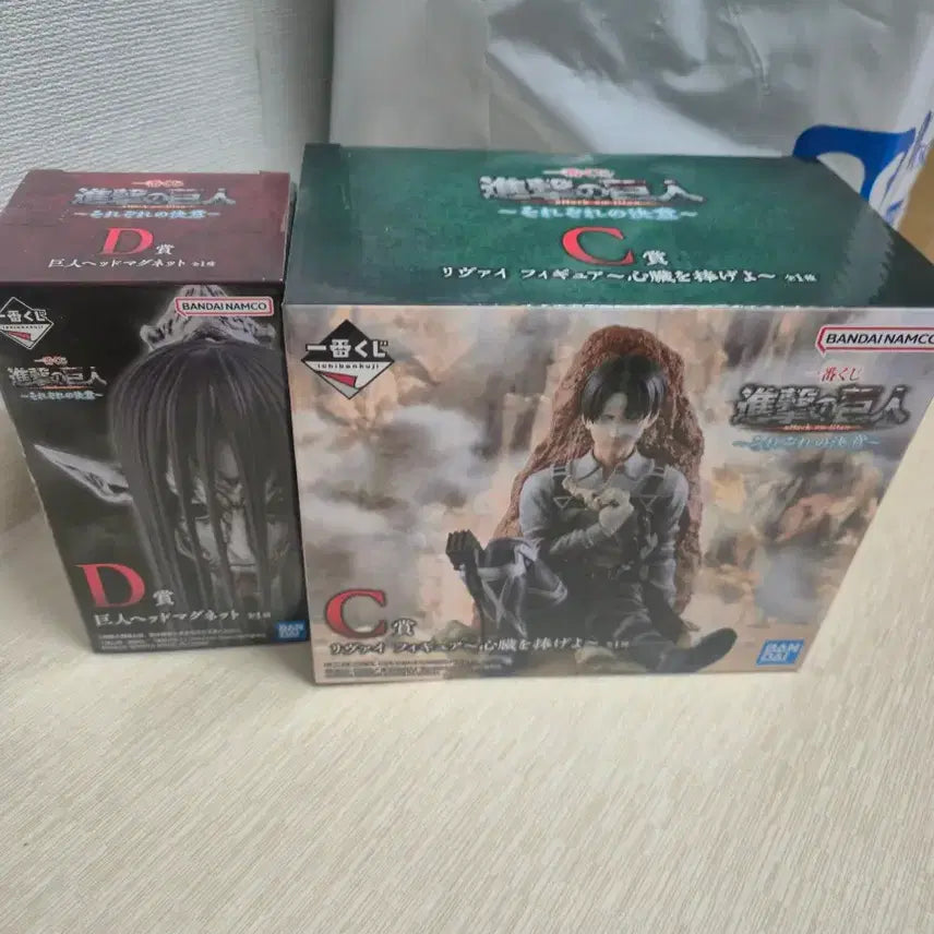 [BUNJANG] Attack on Titan Ichiban Kuji C Prize Levi Figure (Sealed) / 미개봉) 진격의 거인 각자의 결의 C상 리바이 판매해요.