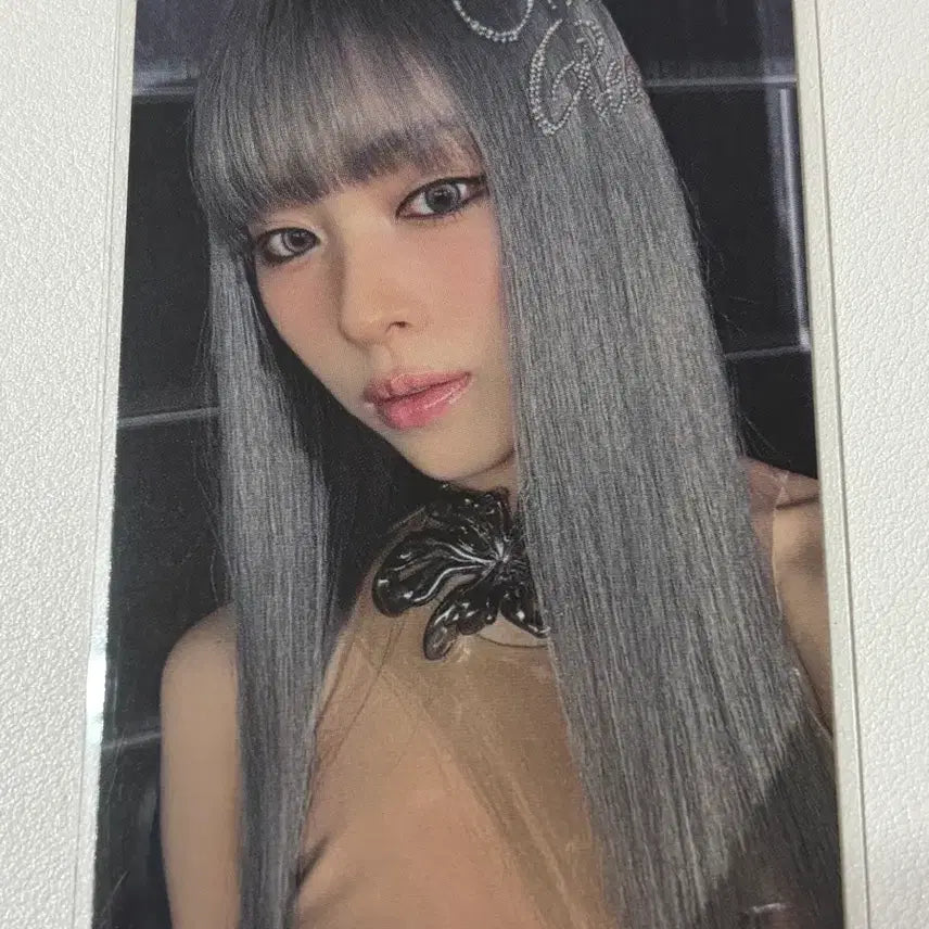 [BUNJANG] ITZY Ryujin Music Korea Lucky Draw Photocard / [양도] 있지(ITZY) 류진 뮤직코리아 특전 포카