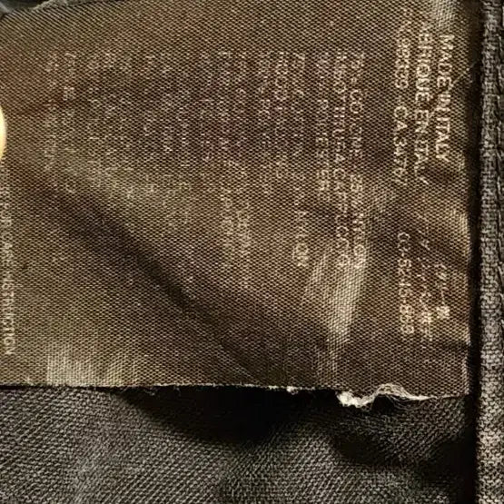 [SOLD OUT] [L-XL] 00s 프라다스포츠 리네아로사 후드자켓
