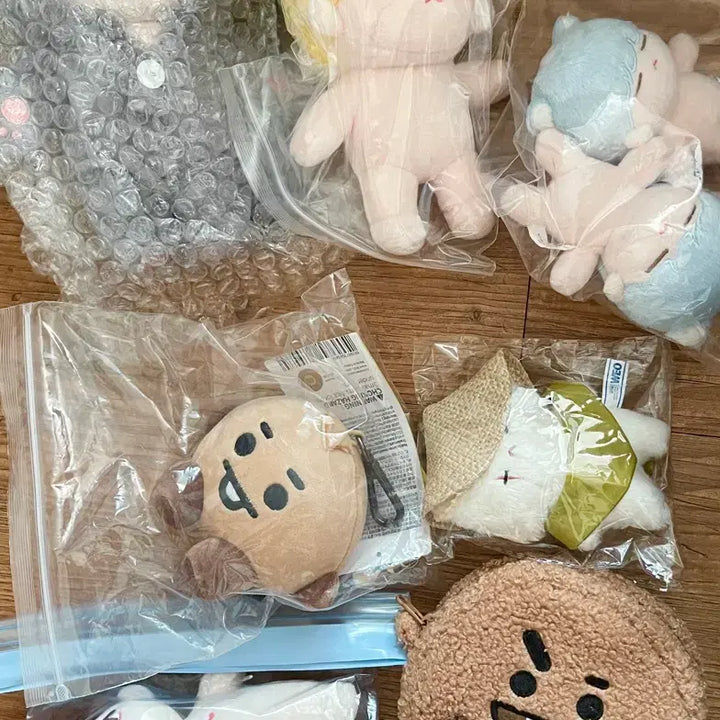 [BUNJANG] BTS Suga Doll (Suga Ppoongi Milk Dumpling) / 방탄 BTS 슈가 솜인형 (대취티 슈퐁이 우유만두)