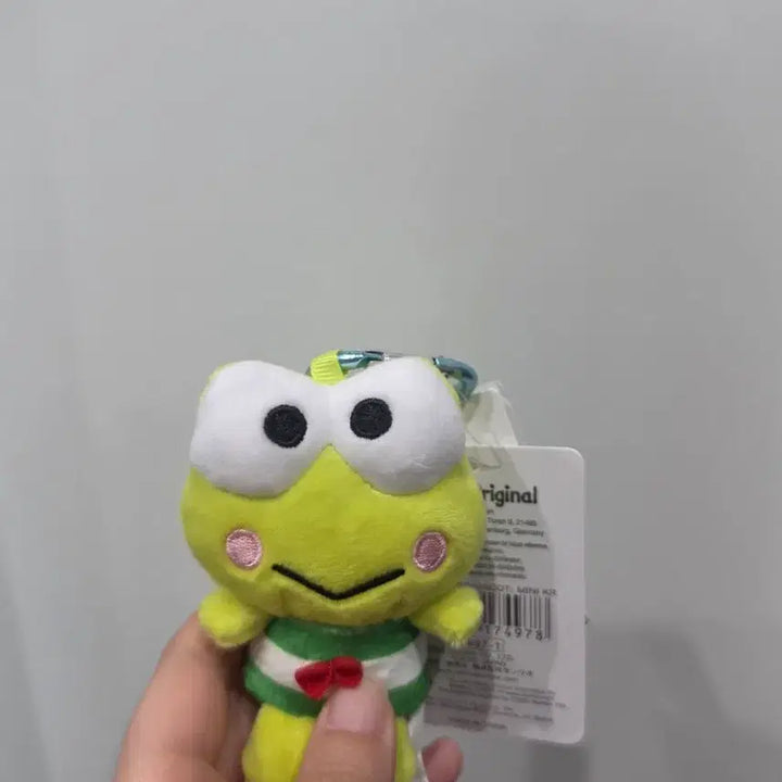 [BUNJANG] Kerokero Keroppi Heart Carabiner Keyring / 케로케로케로피 하트카라비너 키링