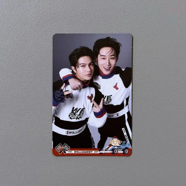 [BUNJANG] williamest Williamest LOL Photobook Photocard / gmmtv 찌엠 윌엣 윌리엄에스트 williamest lol 포토북 포카