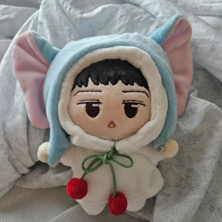 [BUNJANG] EXO Sehun Doll (with outfits) / 엑소 세훈 인형