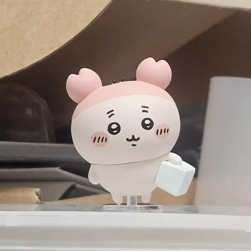 [BUNJANG] Chiikawa Narabundesu Kani Gacha Figure / 먼작귀 치이카와 나라분데스 카니 가챠