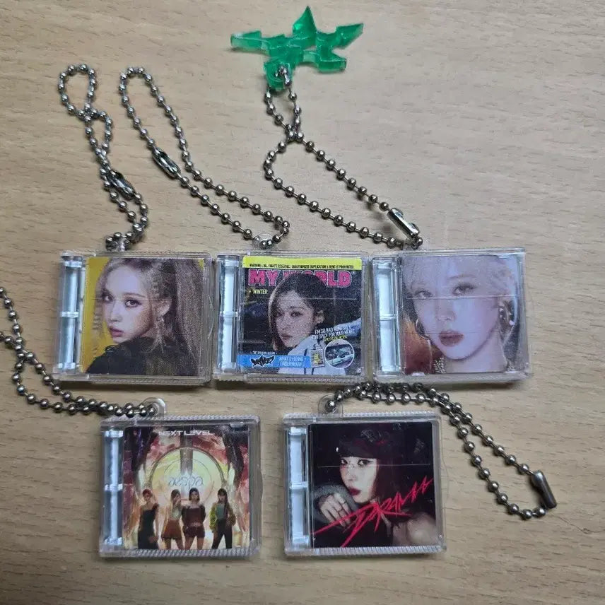 [BUNJANG] Aespa Winter Drama Supernova Smugglers Album Bundle Set / 당배)에스파 윈터 드라마 슈퍼노바 스미니 앨범 일괄