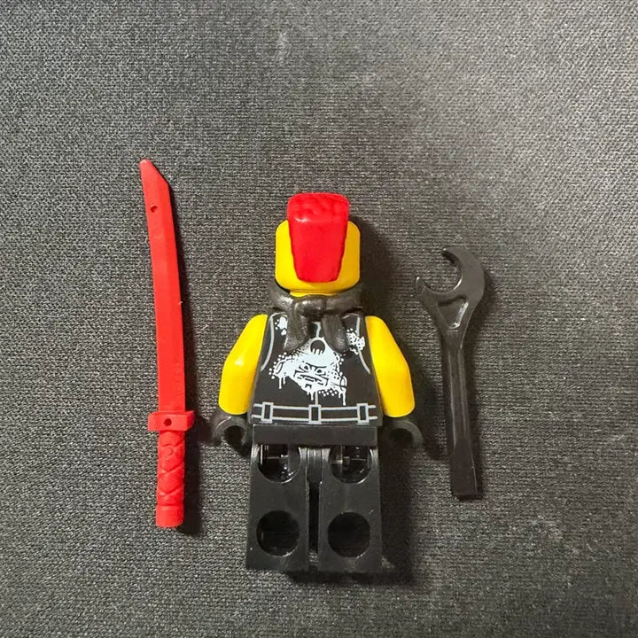[BUNJANG] LEGO Ninjago Sons of Garmadon Chopper Master Wu Minifigure / 레고 닌자고 가마돈의 아들들 초퍼 마룬 미피