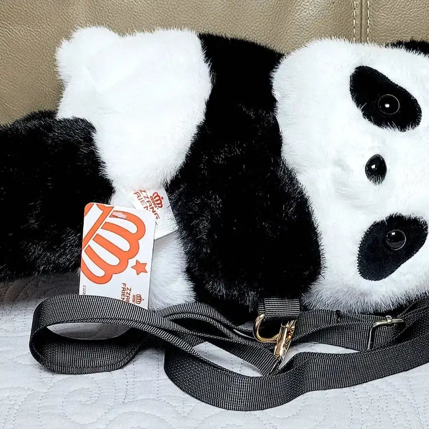 [BUNJANG] Jjang Friends Panda Hug Me Backpack Plush Toy (New Arrival) / 짱프렌즈 안아줘요 판다 백팩가방 인형(신상품)