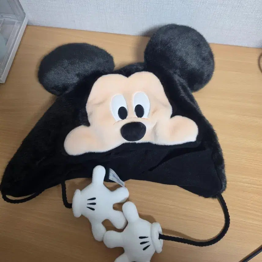 [BUNJANG] Disney Mickey Mouse Fuzzy Winter Hat / (도쿄 디즈니랜드 구매) 미키마우스 털모자 디즈니 모자 미키 모자