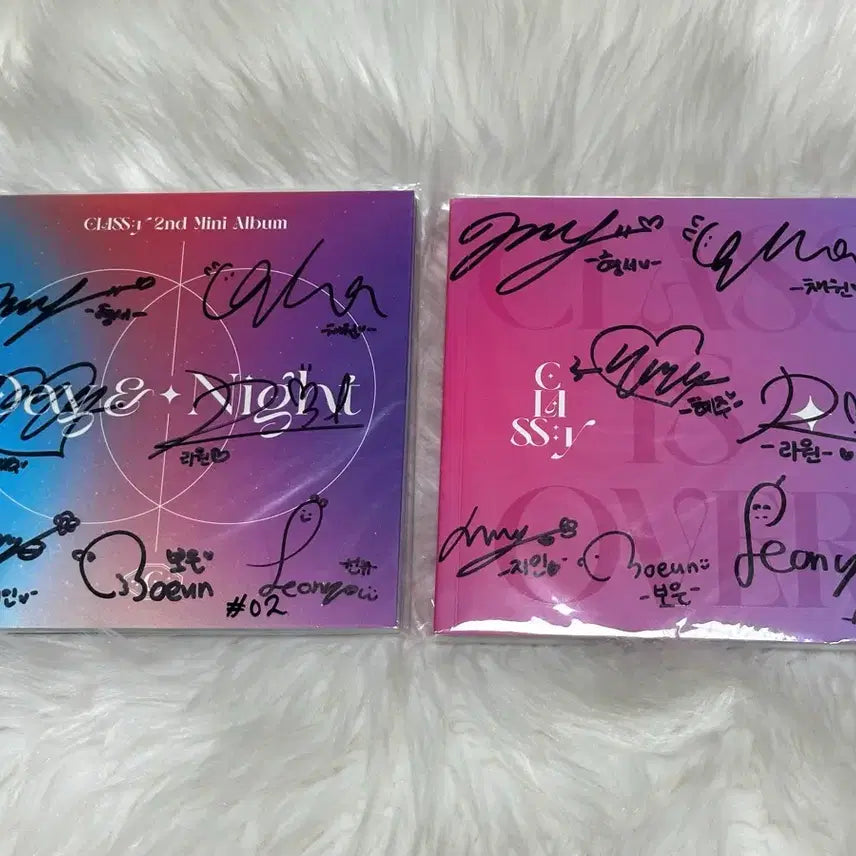 [BUNJANG] CLASS:y Day&amp;Night 2nd Mini Album Signed Album / 클라씨 Day&amp;Night 2nd 미니앨범 친필 싸인앨범