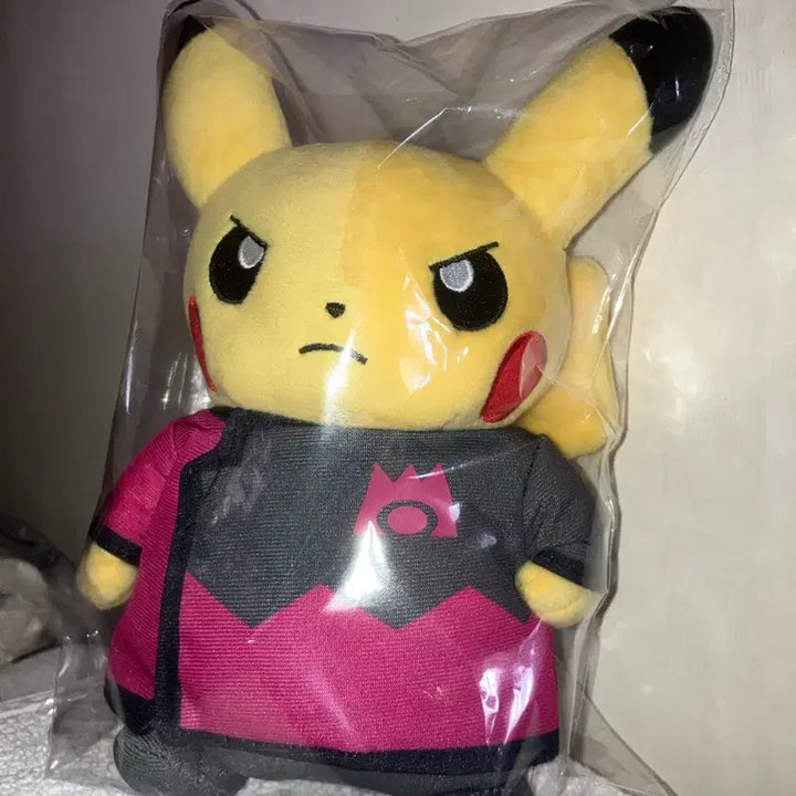 [BUNJANG] Pokemon Center Japan Boss Pikachu Team Magma Plush Doll (2018) / 포켓몬 보스놀이 피카츄 팀 마그마 봉제인형