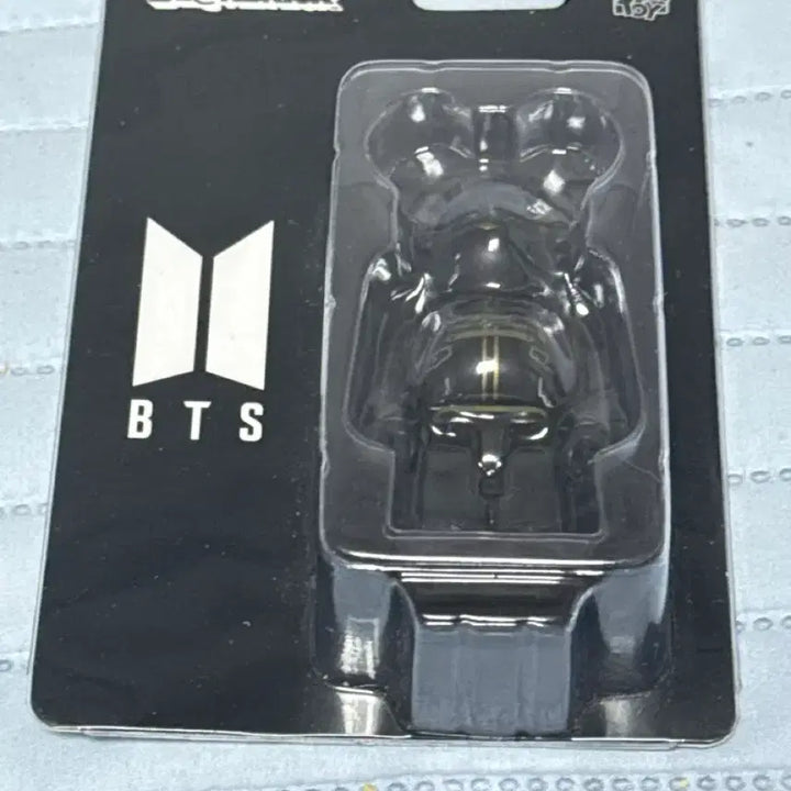 [BUNJANG] BTS Japan Fanclub Limited Bearbrick 100% / 방탄소년단 일본 팬클럽한정 베어브릭 사이즈 100%