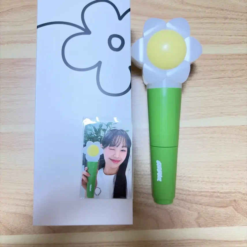 [BUNJANG] LOONA Chuu Lightstick / 츄 응원봉