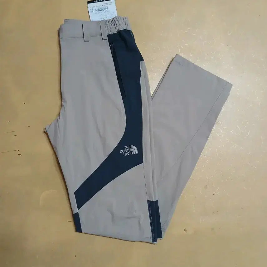 [SOLD OUT] 노스페이스 기능성 스판 바지