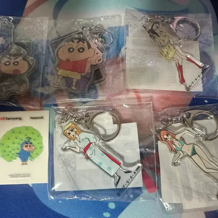 [BUNJANG] Crayon Shin-chan Merchandise Bundle / 짱구 각종굿즈 일괄로팔아요