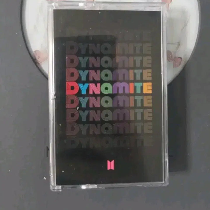 [BUNJANG] BTS Lights Japan Album Dynamite Tape / BTS  lights 일본 앨범 양도합니다.