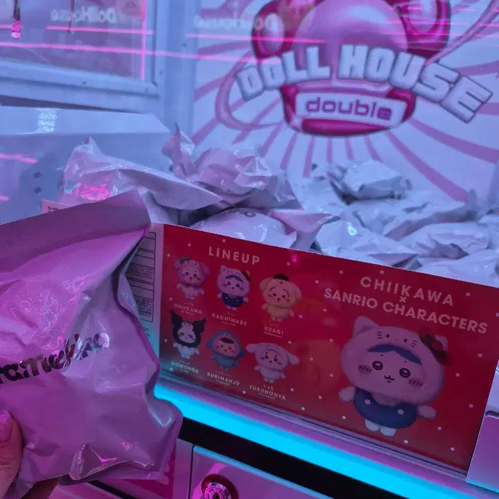[BUNJANG] Chiikawa x Sanrio Kirameko Figure with Character Card / (가격인하)치이카와x산리오 키라메코