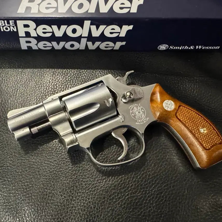 [BUNJANG] Tanaka Works Smith &amp; Wesson M60 Revolver Stainless Finish Model Gun / 다나카웍스 스미스&amp;웨슨 m60 리볼버 스테인레스 피니시 모델건