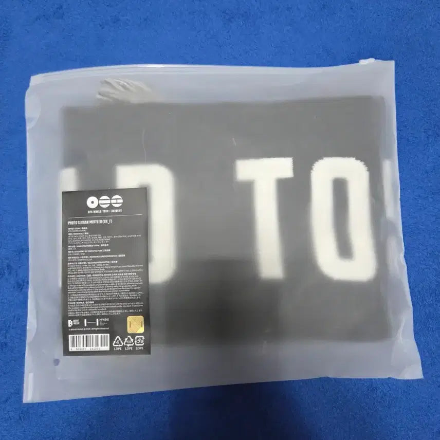 [BUNJANG] BTS Arirang Logo Photo Slogan Muffler / BTS 포토 슬로건 아리랑 로고 머플러
