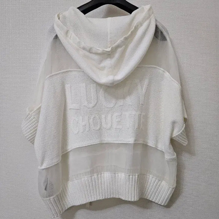 [BUNJANG] Lucky Chouette Chiffon Color-Block Logo Hooded Knit / 럭키슈에뜨 반전매력  쉬폰배색  로고 후드니트