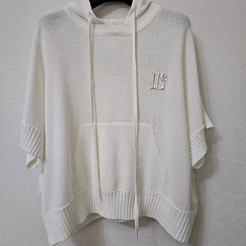 [BUNJANG] Lucky Chouette Chiffon Color-Block Logo Hooded Knit / 럭키슈에뜨 반전매력  쉬폰배색  로고 후드니트