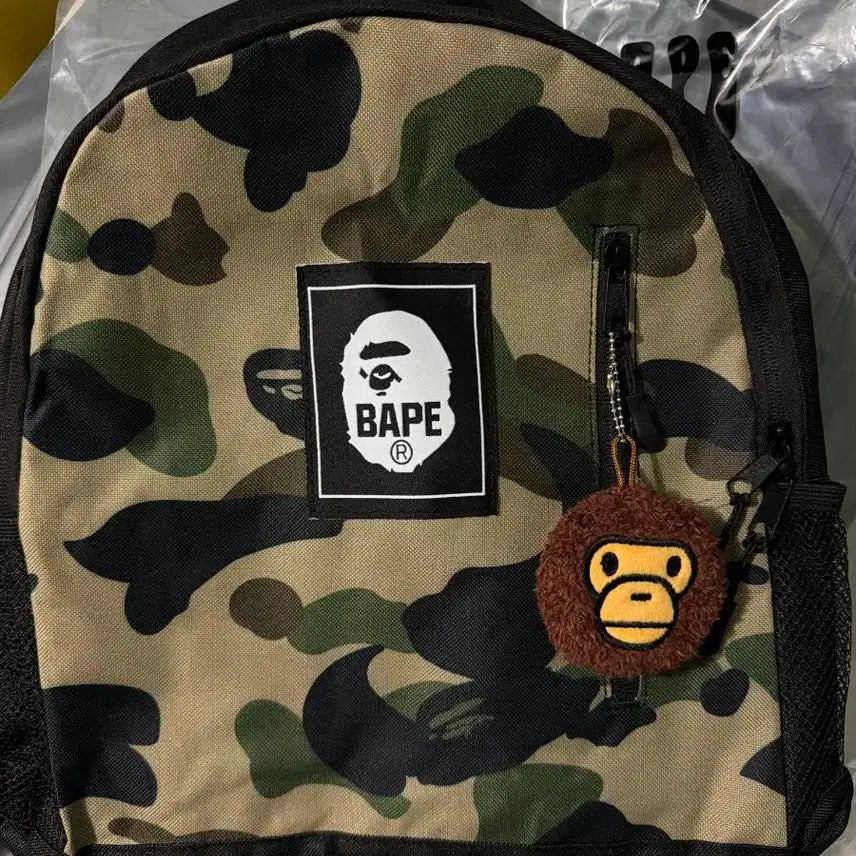 [BUNJANG] BAPE Backpack Camo 20L with Keyring / 베이프 백팩 정품(키링포함)새제품(20L)