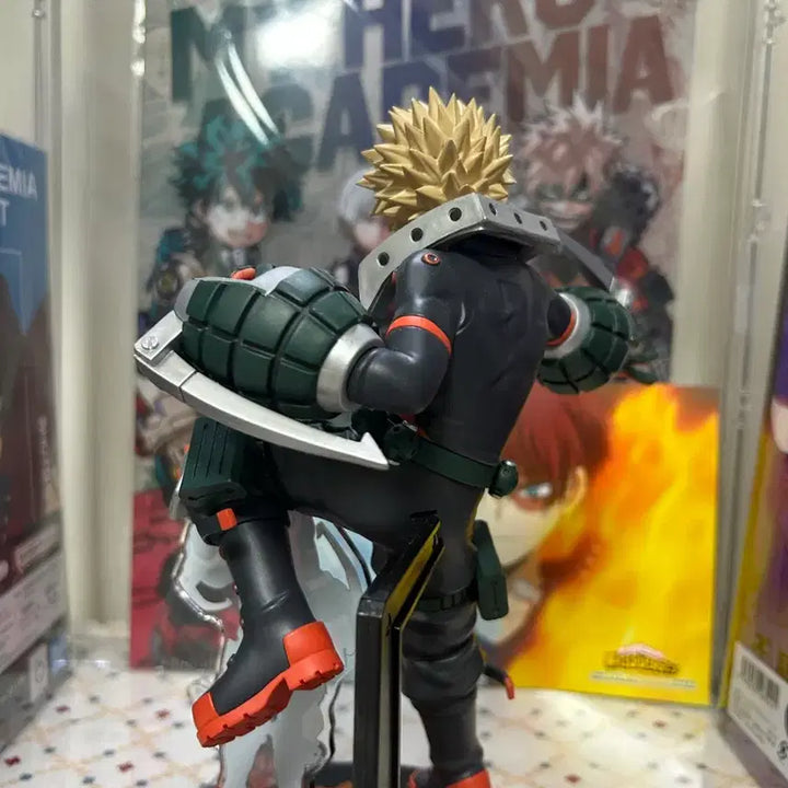 [BUNJANG] My Hero Academia Katsuki Bakugo Figure &amp; Acrylic Set / 나의 히어로 아카데미아 바쿠고 카츠키 피규어,아크릴