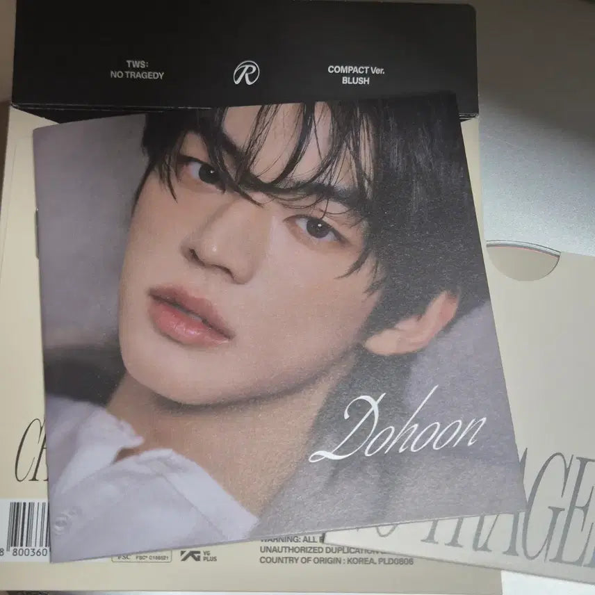 [BUNJANG] TWS Dohoon Blush Album Compact Photocard / 투어스 도훈 blush 블러쉬 앨범 컴팩트