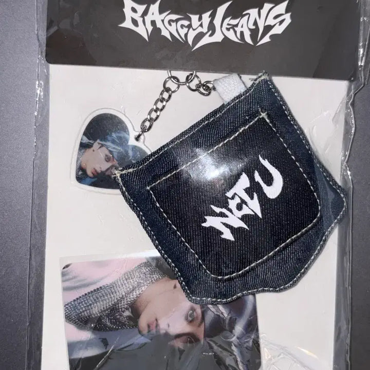 [BUNJANG] NewJeans Baggy Jeans Denim Pocket Keyring / DENIM POCKET KEYRING - Baggy Jeans