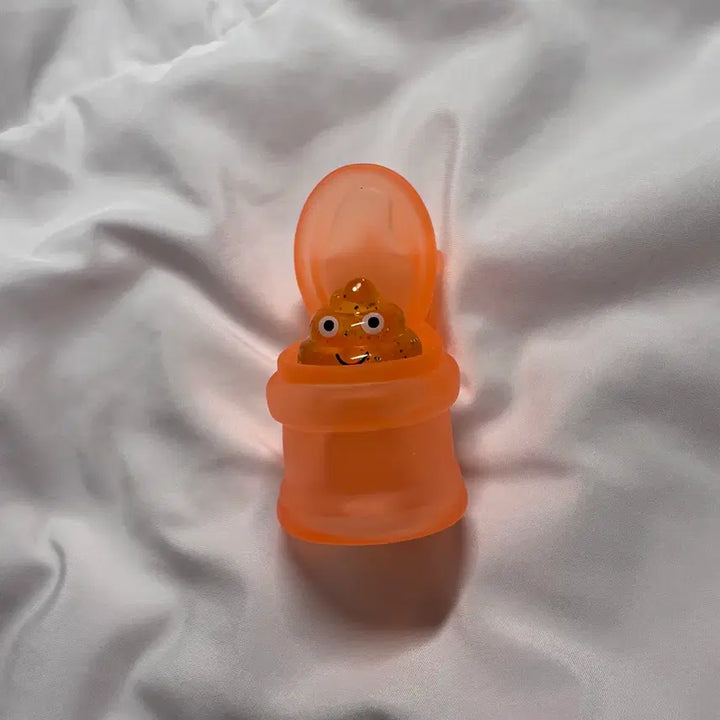[BUNJANG] Toilet Gacha Figure Toy / 똥 변기 가챠 피규어 장난감