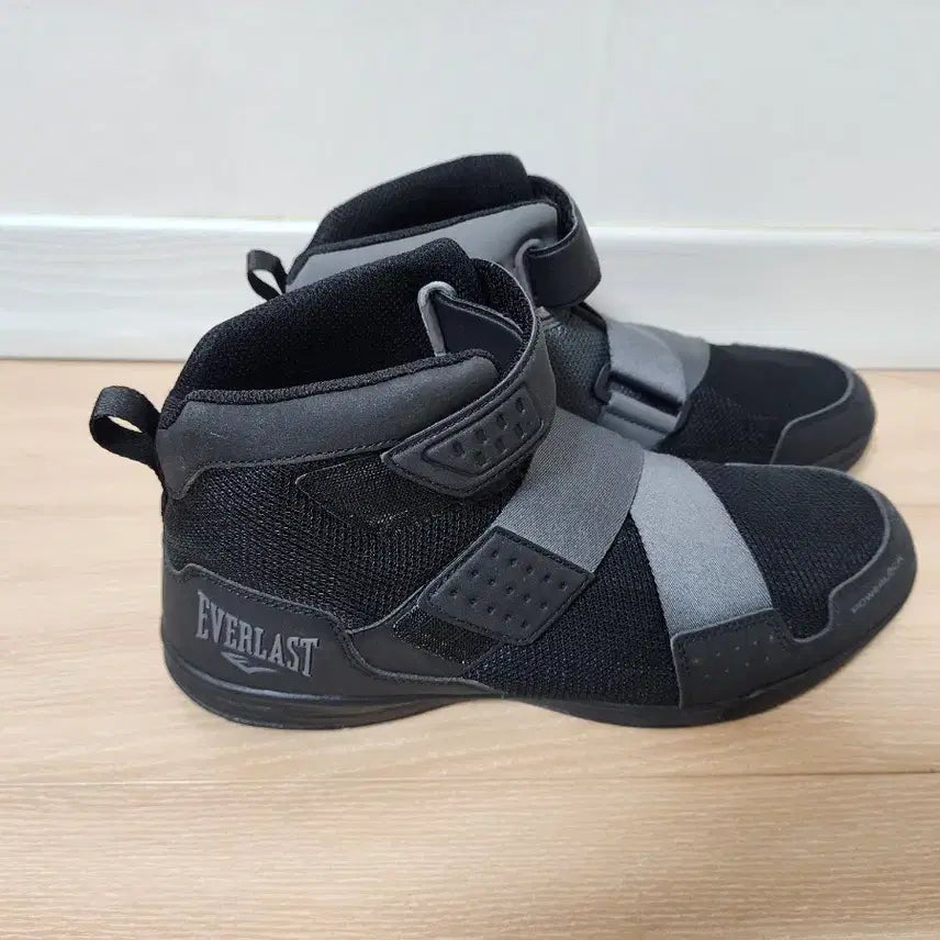 [BUNJANG] Everlast Boxing Shoes Black Size 280 / 에버라스트 복싱화 검정색