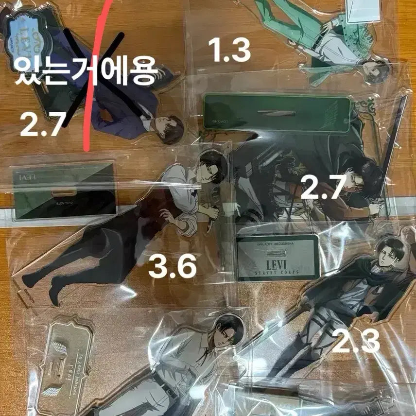 [BUNJANG] Levi Ackerman Acrylic Standee / 리바이 아커만 아크릴 판매글