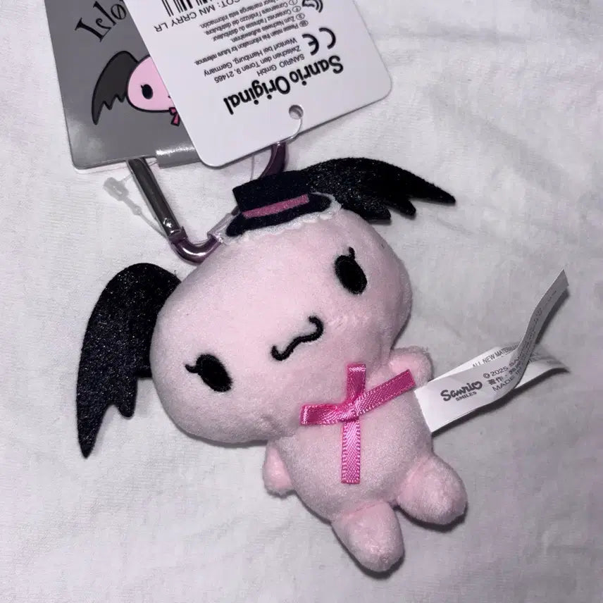 [SOLD OUT] 가격고정 일본 산리오 시나프렌즈 시나모롤 롤로매닉 체리 하트 카라비너