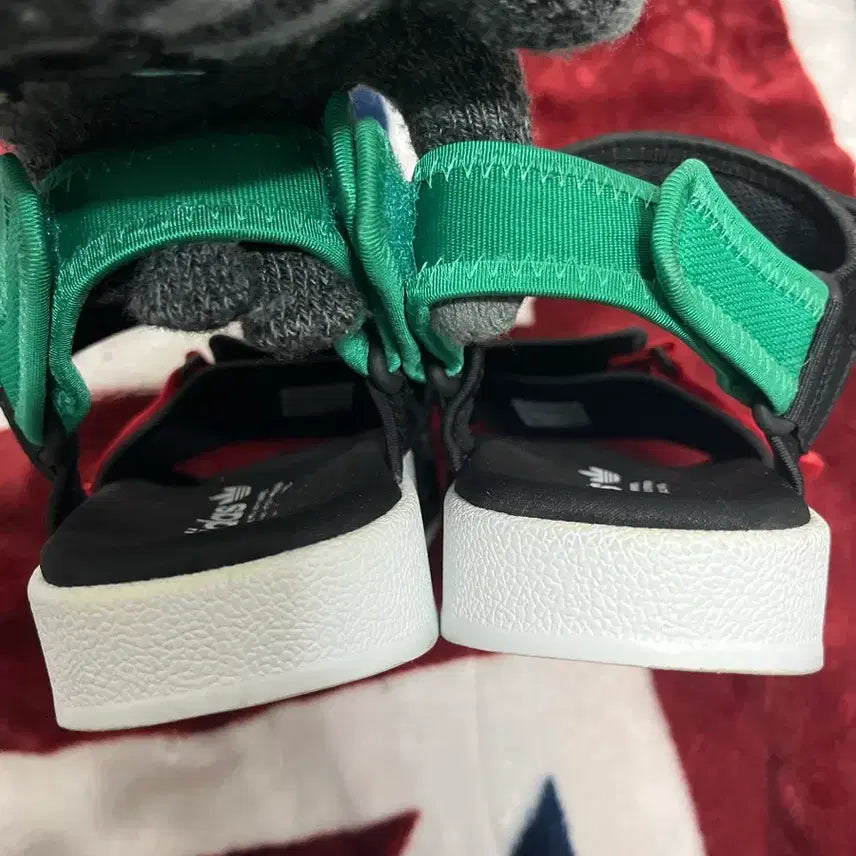 [BUNJANG] Adidas Adilette Sandals Black/White GZ8827 Size US 8 / 아디다스 아딜레트 샌들 265