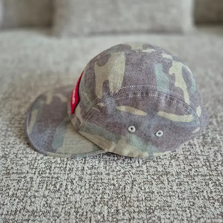 [SOLD OUT] 슈프림 카모플라쥬 캠프캡