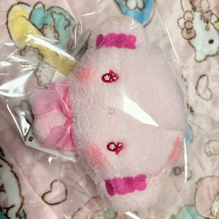 [SOLD OUT] (새상품, 정품) 산리오 코기뮹 인형