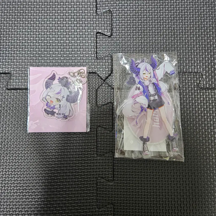 [BUNJANG] Hololive LaPlace Darkness Campus Festival Acrylic Stand &amp; Keychain Set / 홀로라이브 라플라스 다크니스 캠퍼스 페스티벌 아크릴