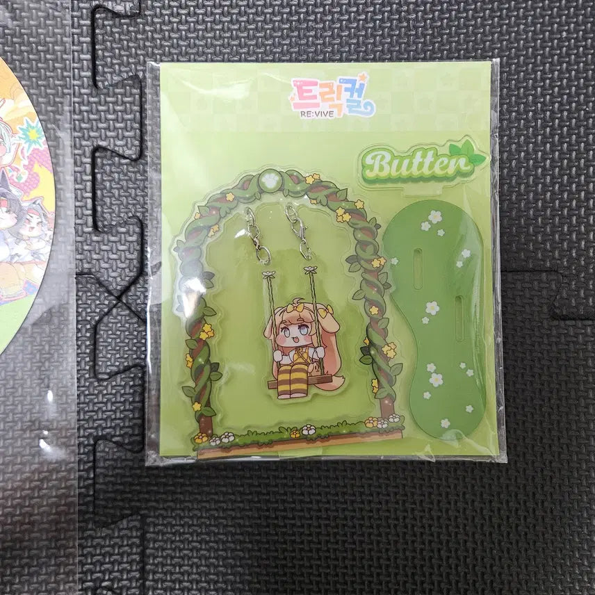 [BUNJANG] Trickcal Butter Acrylic Stand &amp; 2nd Anniversary Sports Day Fan / 일괄) 트릭컬 버터 아크릴 스탠드, 2주년 운동회 부채