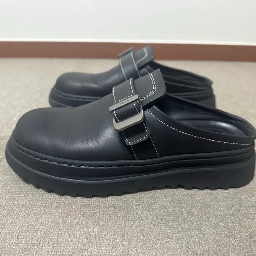 [SOLD OUT] 시스템옴므 천연소가죽 버틀 벨크로 뮬 [260] (255)