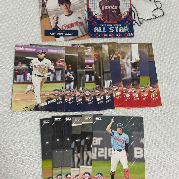 [BUNJANG] 2026 KBO Lotte Giants Lot (Jeon Jun-woo, Han Tae-yang) / 2026 KBO 카드 롯데자이언츠 일괄 (전준우승리부적 한태양 홀로패러렐