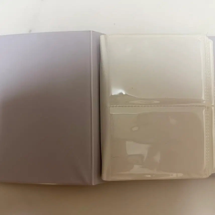 [BUNJANG] TripleS Official MD Photocard Binder / 트리플에스 공식 MD 포토카드 바인더