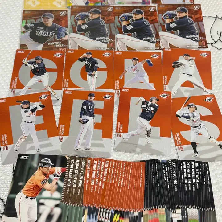 [BUNJANG] Hanwha Eagles 2026 KBO Card Bundle (Victory Charm + Holo Parallel) / 2026 KBO 카드 한화이글스 일괄 (승리부적+홀로패러렐)