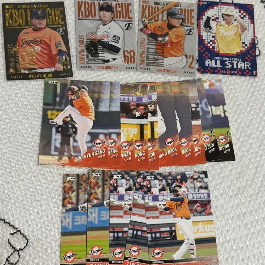 [BUNJANG] Hanwha Eagles 2026 KBO Card Bundle (Victory Charm + Holo Parallel) / 2026 KBO 카드 한화이글스 일괄 (승리부적+홀로패러렐)