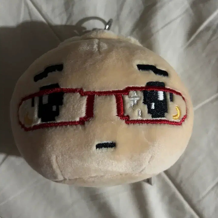 [SOLD OUT] nyxx 안경만두 키링