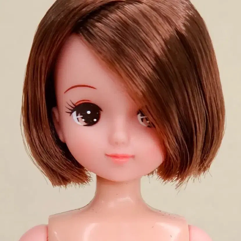 [BUNJANG] Yeontan Box Castle Kira Short Hair Custom Doll / 연탠 박스 캐슬 키라 단발컷 헤어커스텀 인형