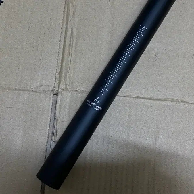 [BUNJANG] ELITAONE Carbon Seatpost 31.6mm x 350mm / 엘리타원 ELITAONE 카본 시트포스트