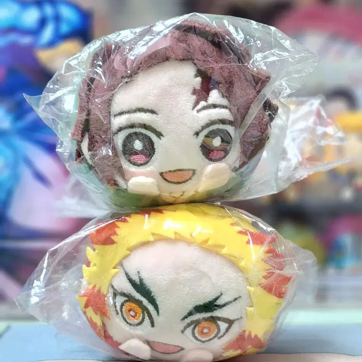 [BUNJANG] Demon Slayer Kyojuro Rengoku + Tanjiro Kamado Movie Village Version Mochi Kororin Plush Figure Set / 귀멸의 칼날 렌고쿠 쿄쥬로+탄지로 영화마을 버전 모찌코로링 누이 피규어