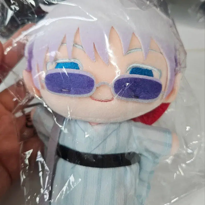 [BUNJANG] Jujutsu Kaisen Gojo Satoru Nui Plush Doll (Sealed) / 주술회전 쥬쥬탐방 고죠사토루 누이 인형 미개봉품 판매