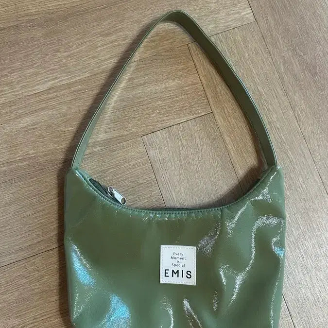[BUNJANG] EMIS Enamel Shoulder Bag Olive / EMIS 에나멜 숄더백