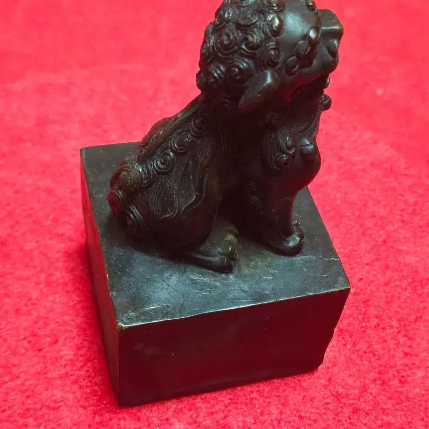 [BUNJANG] Heavy Bronze Haechi (Lion) Seal Stamp / Interior Feng Shui Ornament / [묵직한 대형] 동재질 해태(사자) 인장 도장 / 인테리어 풍수 소품 (
